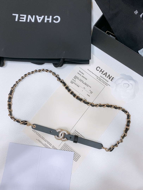 Chanel 24c calfskin Resin white logo buckle  pearl and gold metal 1.5cm AA0929