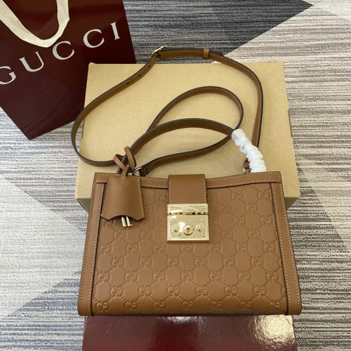 Gucci 838992 Padlock medium top handle bag Brown GG leather
