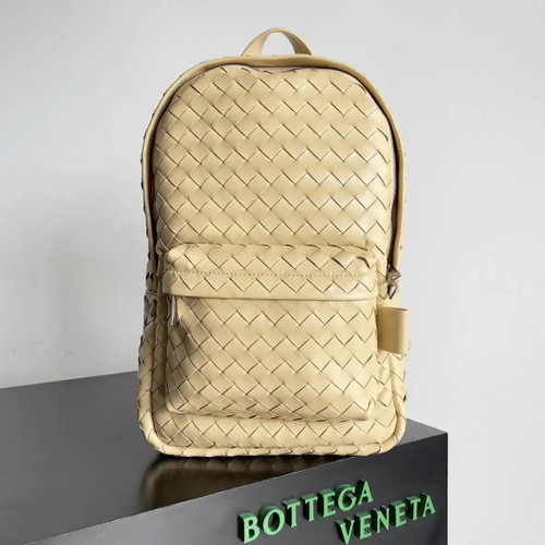 Bottega Veneta BV 828524 Small  Intrecciato Backpack BV99012