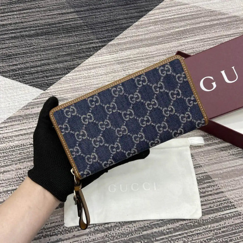 Gucci GG Emblem zip around wallet 819122 Navy Blue