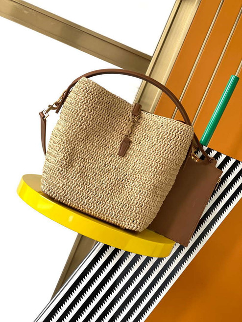 YSL 773991 LE 37 in woven raffia and vegetable-tanned leather Naturel