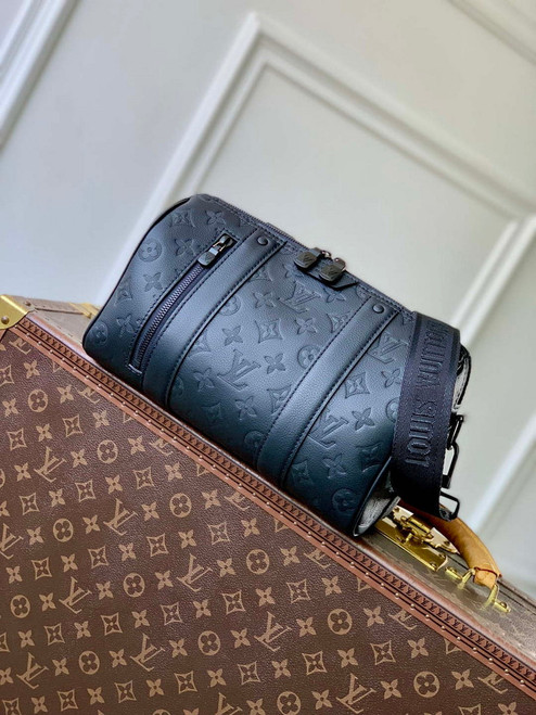 LV M26750 Louis Vuitton City Keepall Bag Black
