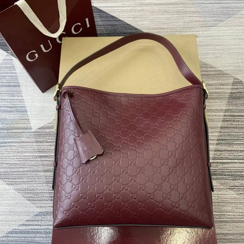 Gucci 847452 GG Emblem medium shoulder bag Red GG leather