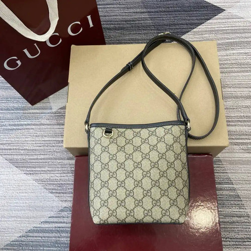Gucci GG Emblem nano bucket bag 847090 Beige & Black