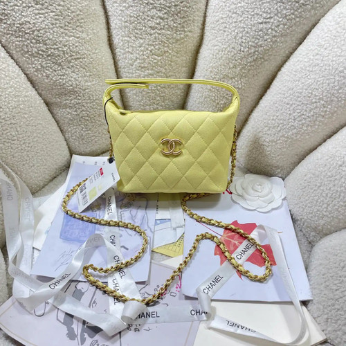 Chanel AP4484 Clutch with chain Grained Shiny Calfskin Yellow