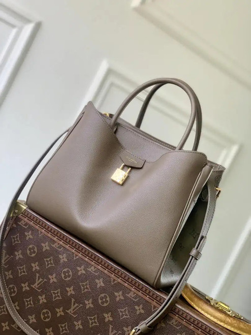 Louis Vuitton LV M27040 Vendome PM Taupe