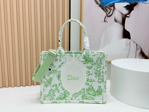 Dior M1354PEHR_M28I Medium Dior Book Tote with Strap  M9709
