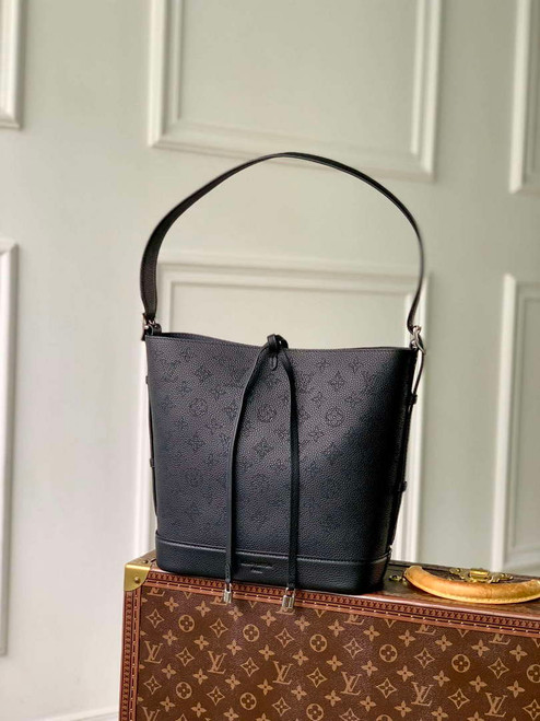 LV M12139 Louis Vuitton Flore Handbag Black
