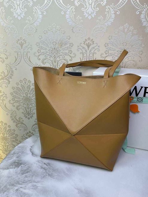 Loewe Medium Puzzle Fold tote in shiny calfskin A657G50X01 Brown