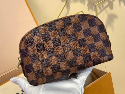 LV M47353 Louis Vuitton Cosmetic Pouch MM Damier ebene