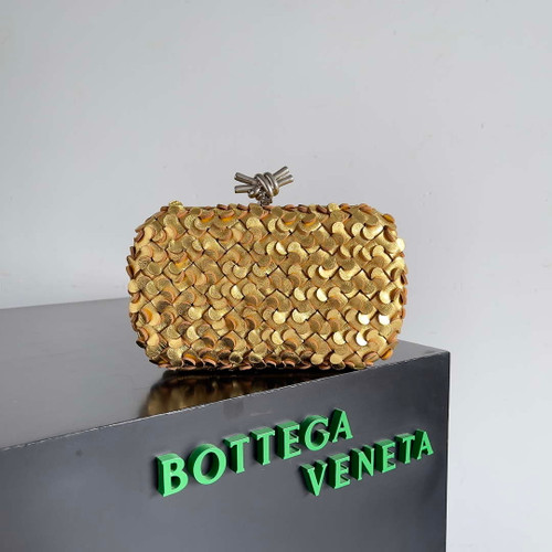 Bottega Veneta BV 717622 Knot BV10104
