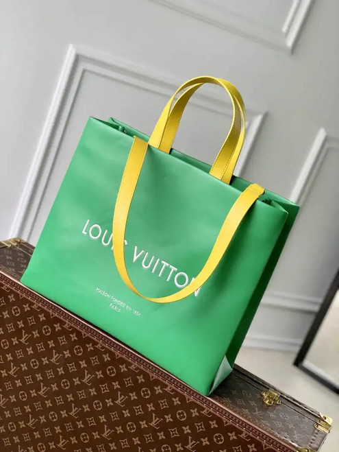 LV M24457 Louis Vuitton Shopper Tote MM Bag Grass Green