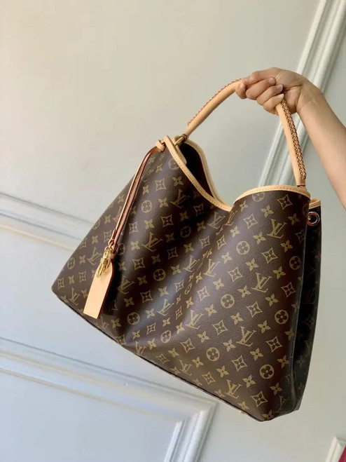 Louis Vuitton LV M25877 Again Artsy Bag Monogram
