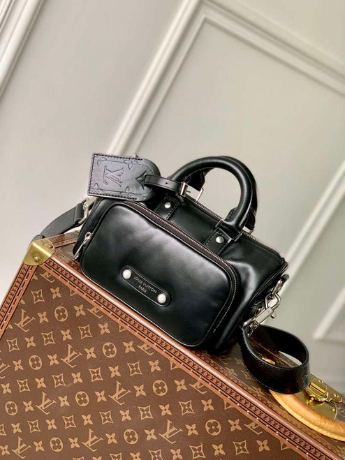 LV M13988 Louis Vuitton Keepall Cargo Bandoulière 25 Bag Black