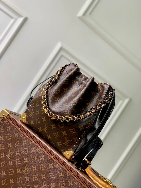 Louis Vuitton LV M28515 Noe Trunk Bag Monogram