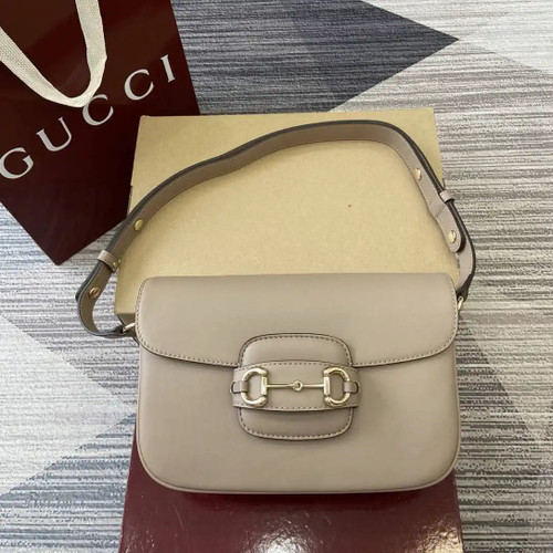 Gucci 815178 Gucci Horsebit 1955 Soft Medium Shoulder Bag Apricot