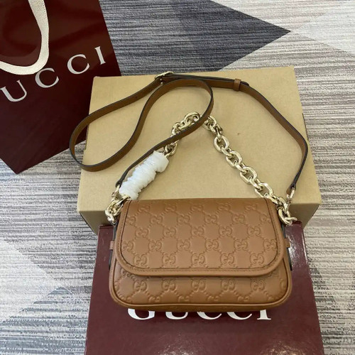 Gucci GG Emblem small shoulder bag 847448 Brown
