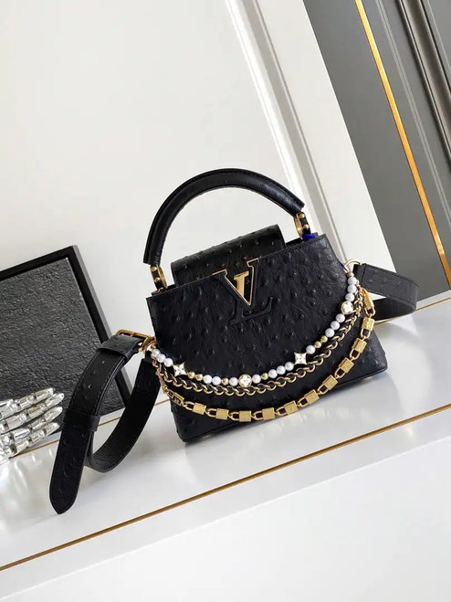 LV M87312 Louis Vuitton Ostrich Capucines Mini Black