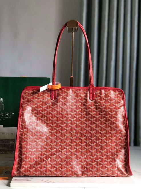 Goyard HARDY2PMLTY07CG07P Hardy PM Bag Red