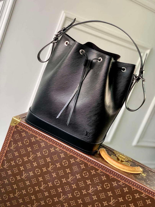 LV M24932 Louis Vuitton Noé MM Bucket Bag Black