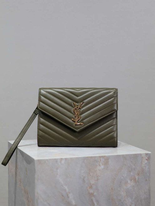 YSL Cassandre Matelassé Flap pouch in Lambskin leather 617662 V Green