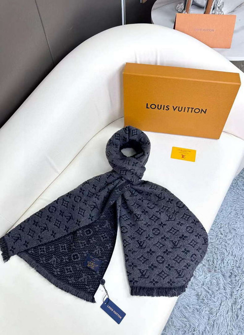Louis Vuitton Classic Cashmere Scarf Scarf L60361