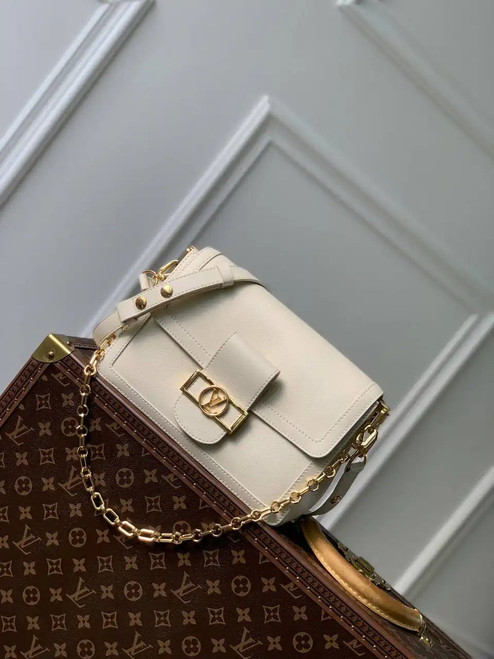 LV M25050 Louis Vuitton Dauphine Soft MM Bag White