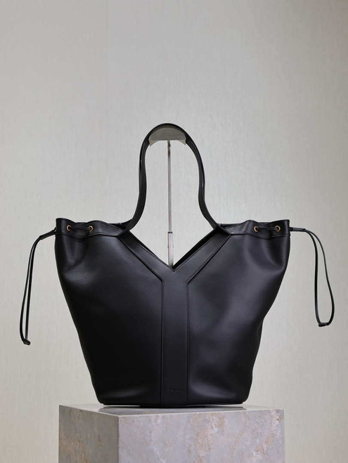 YSL 833160AAE146359 Y large Hobo in leather Black