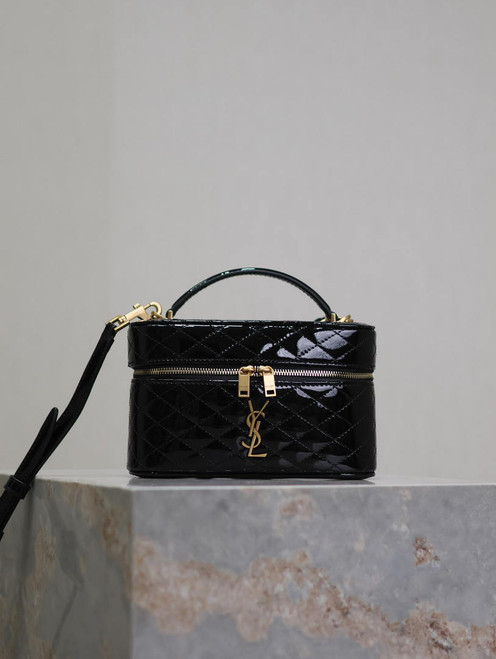 YSL 766731 GABY vanity bag in patent leather Black