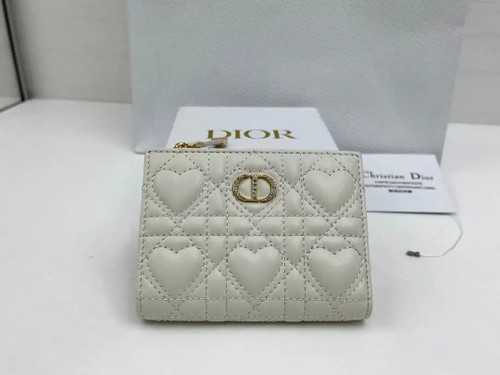 Dior S4208 Dior Caro Dahlia Wallet Macaron White Cannage Lambskin with Heart Motif
