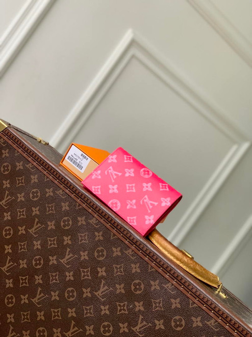 Louis Vuitton LV M27612 Passport Cover Other Monogram Canvas Rose Red