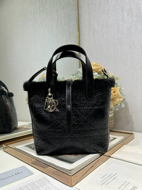 Dior M2835 Small Dior Toujours Bag Black Macrocannage Crinkled Calfskin and Merino Wool