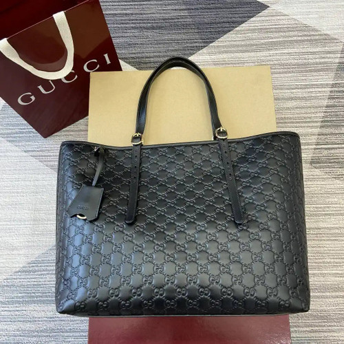 Gucci 847455 GG Emblem Large tote bag Black