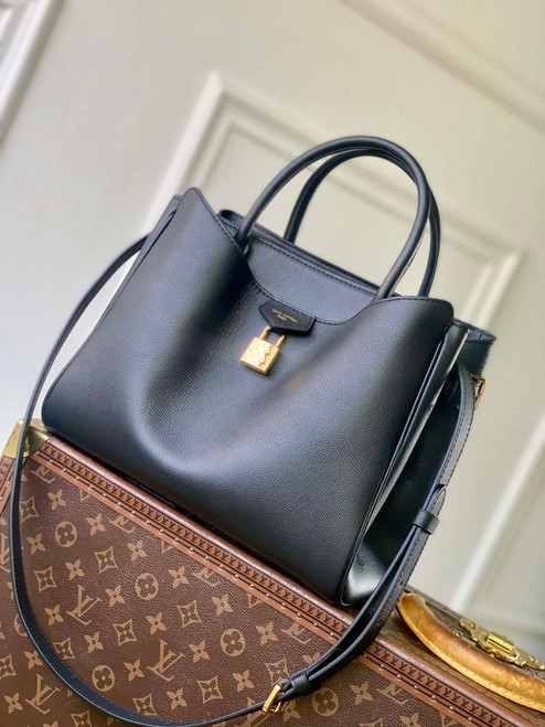 LV M26502 Louis Vuitton Vendome PM Bag Black
