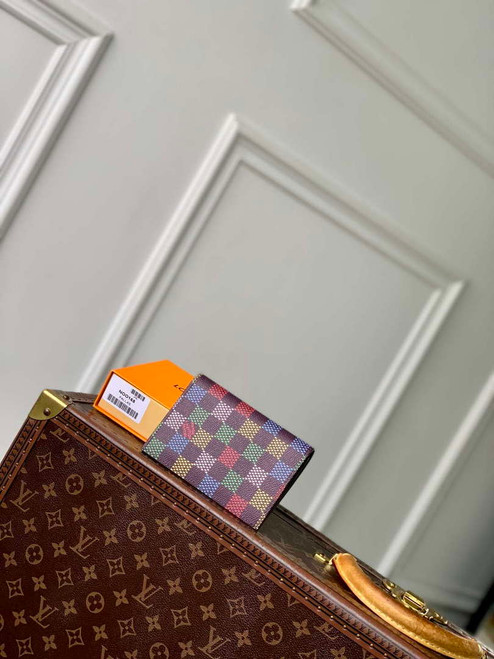 LV N00168 Louis Vuitton Passport Cover Multicolor
