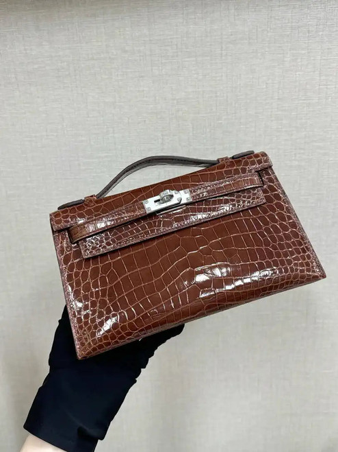 Hermes Kelly Pouchette Glossy crocodile Leather clutch bag H231029