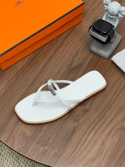 Hermes H261038ZvL1390 Miss sandal White