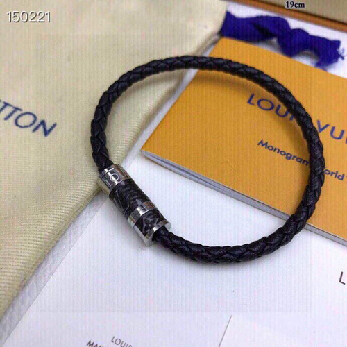Louis Vuitton Bangle Bracelet Designer LV Jewelry L62809