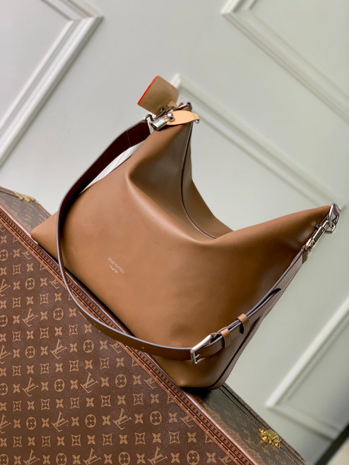 Louis Vuitton LV M28392 Vagabond Hobo Bag Caramel