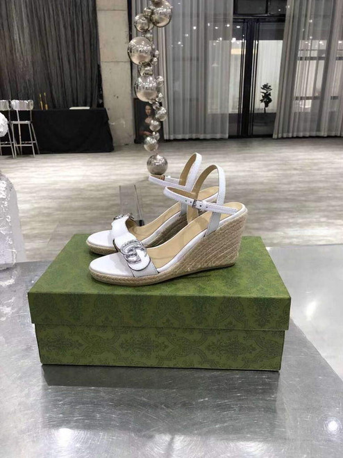 Gucci Women's Leather platform espadrille GG Sandals G18747