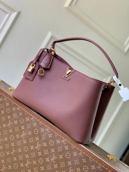 Louis Vuitton LV M26259 Capucines GM Bag Claret