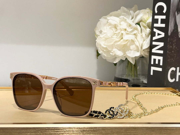 Chanel 5493 Rectangle Sunglasses C83134