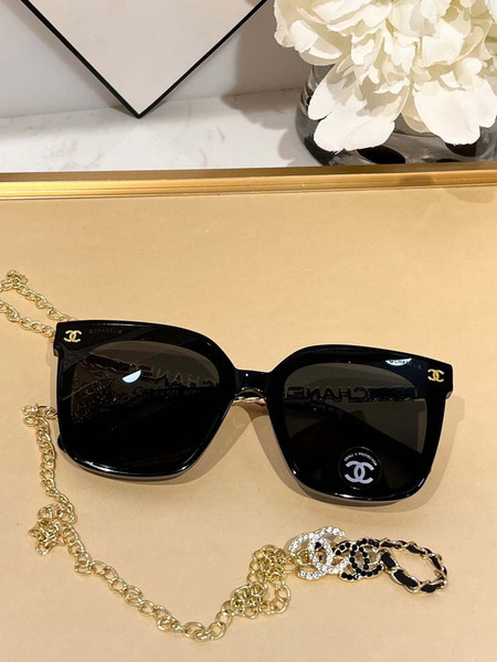 Chanel 5493 Rectangle Sunglasses C83106
