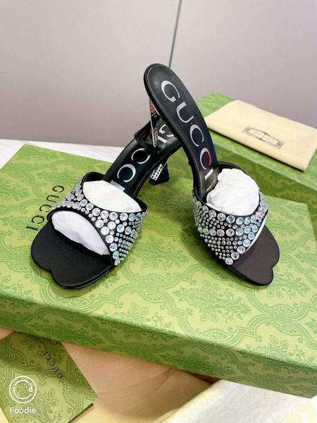 Gucci 749663 Women's slide sandal with crystals G56306