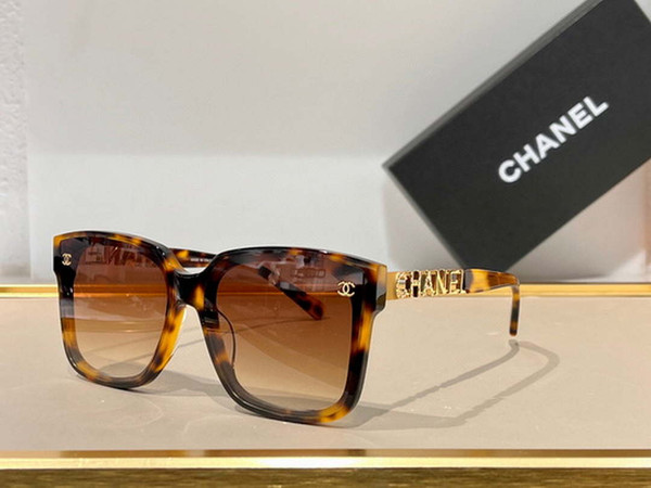 Chanel 5493 Rectangle Sunglasses C83116