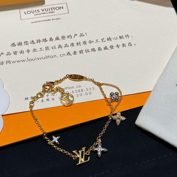 Louis Vuitton M1044A LV Gram Bracelet Jewelry L50137