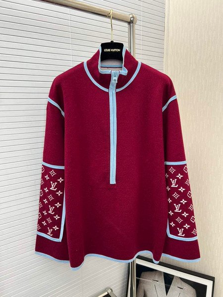 LV 1AAKJX Louis Vuitton Women's Fashion Clothing Graphic Trim Pullover L55738