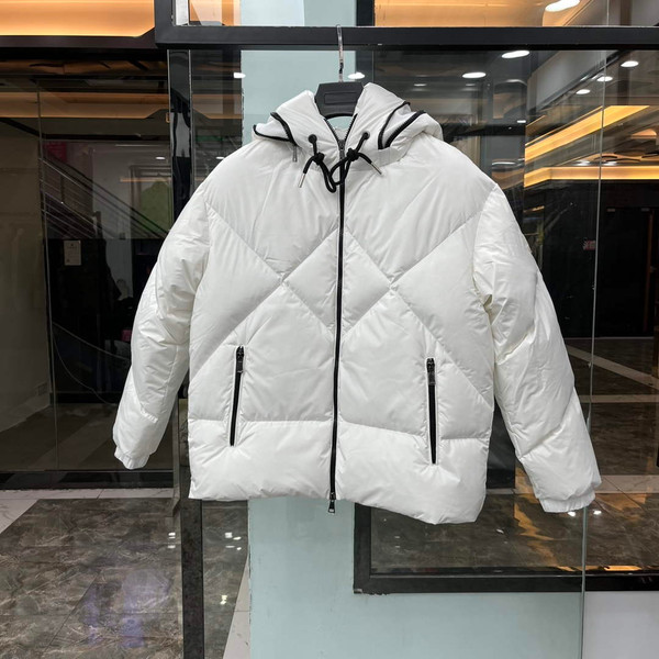 Moncler H20931A Women's Estom Short Down Jacket White 88640