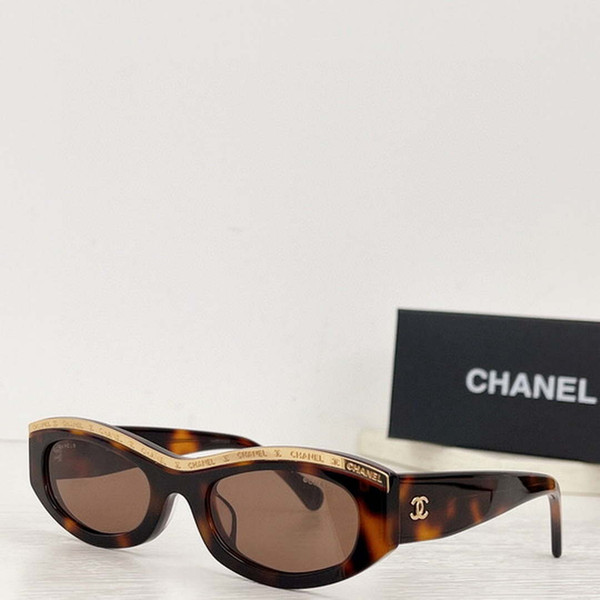 Chanel 5493 Rectangle Sunglasses C83117