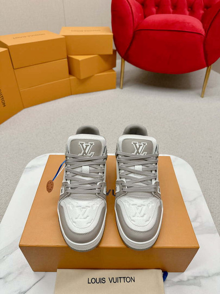 Louis Vuitton 1ABLUR Men Women's LV Trainer Sneaker L62470